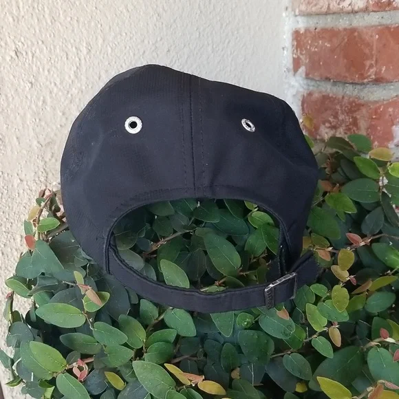 Nike Sports Hat - Picture 3 of 4